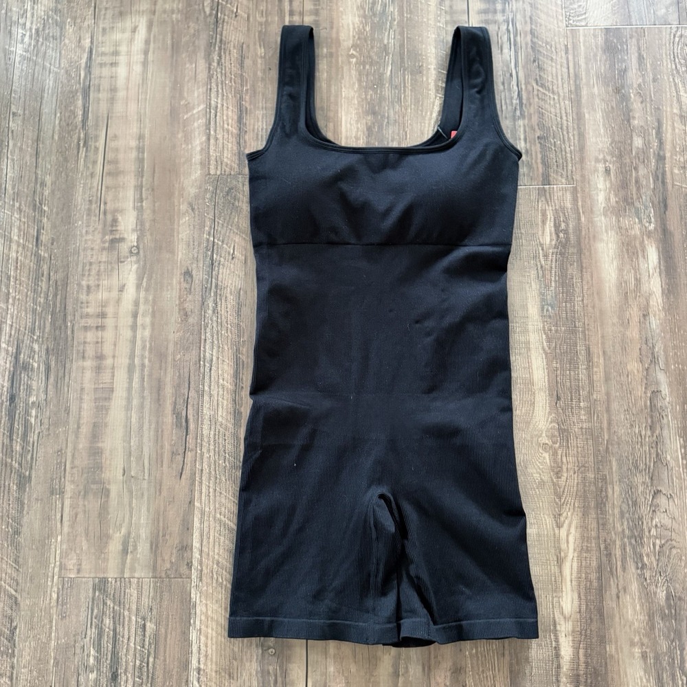 NWT Popilush Shapewear Romper Shorts Bodysuit Size Medium Black Casual
